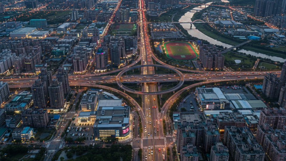 竹科擠不下？苗栗變身「半導體後勤核心」｜力積電、京元電揭密選址關鍵